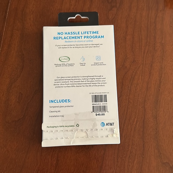 NWT Tempered glass screen protector w/ installation tray iPhone 11 / Xr - Picture 2 of 2